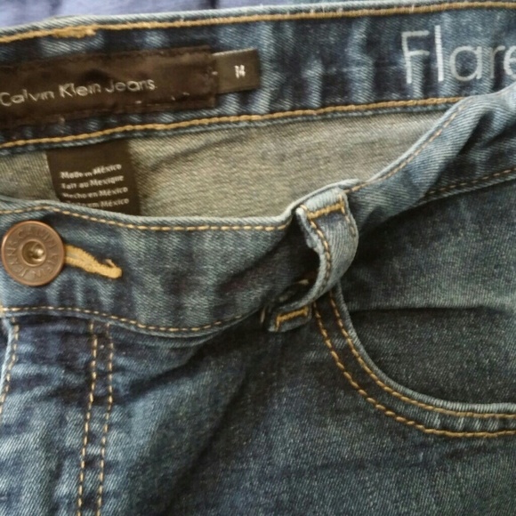 Calvin Klein Womens Flare Jean S14 - Picture 3 of 6